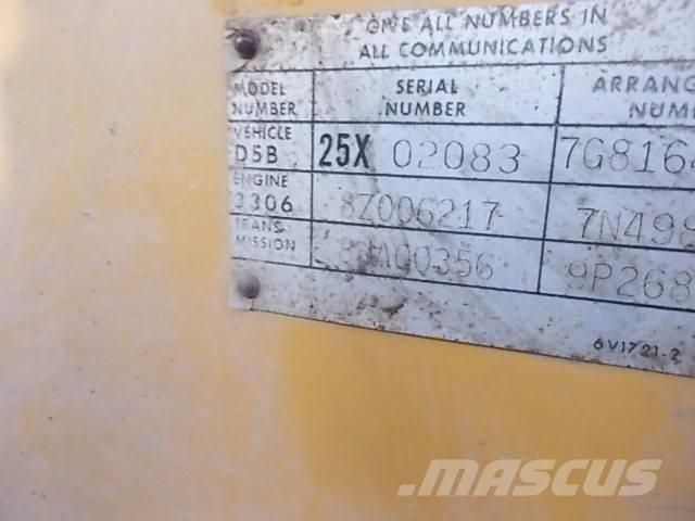 CAT D 5 B Dozer cingolati