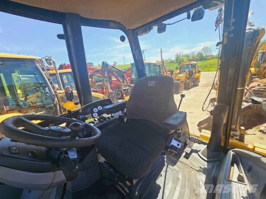 CAT 428 E Terne