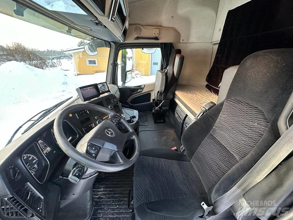 Mercedes-Benz Actros Camion per trasporto animali