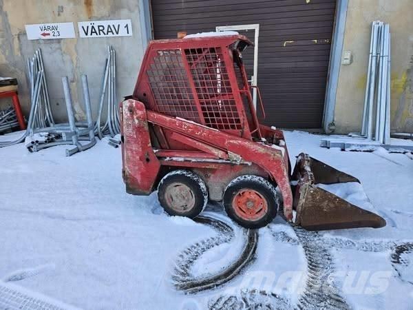 Bobcat 463 Mini Pale Gommate