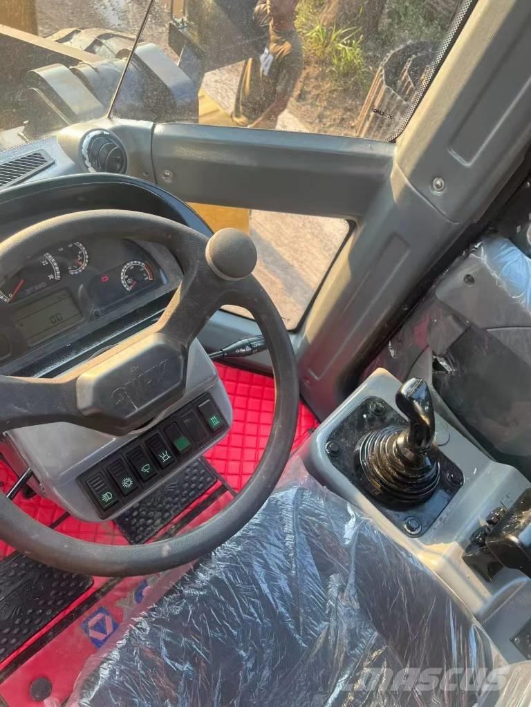 XCMG ZL 50 GN Pale gommate