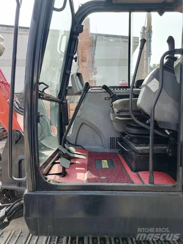 Doosan DX 60 Escavatori cingolati