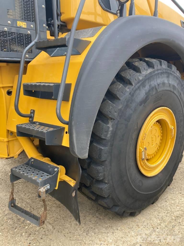 Bell B45E 6x6 Dumpers articolati