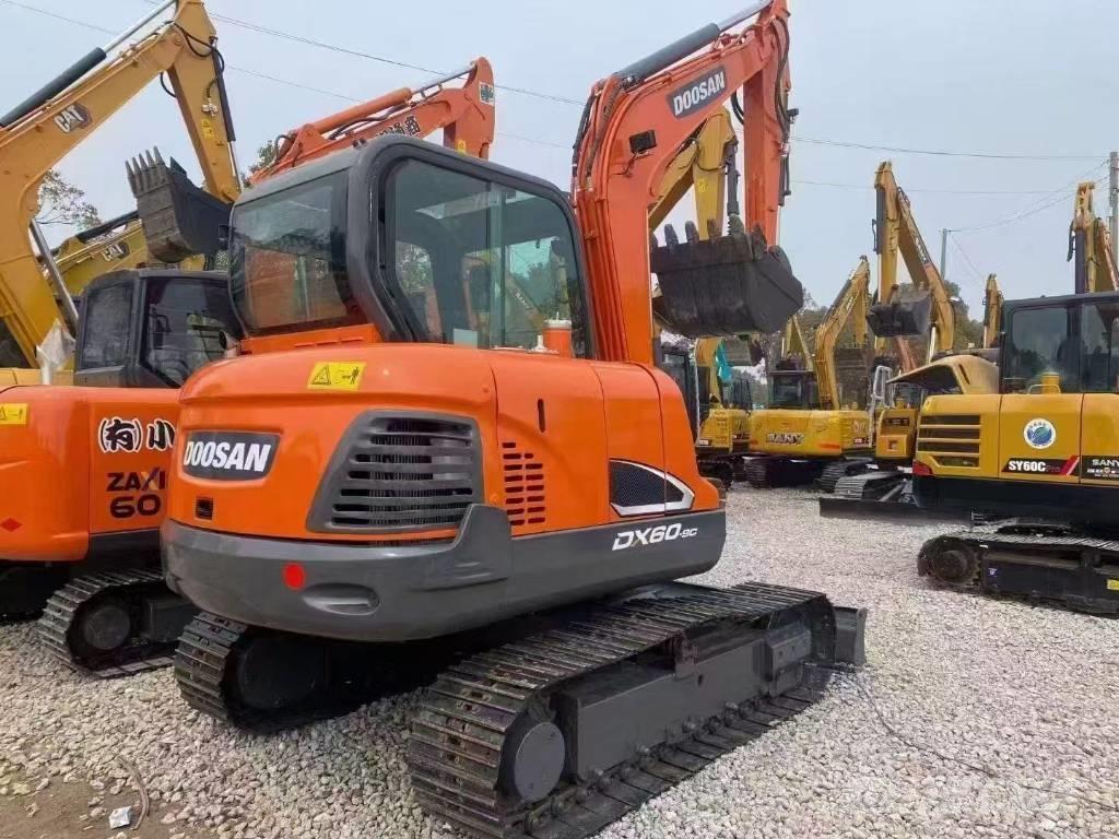 Doosan DX 60 Escavatori cingolati