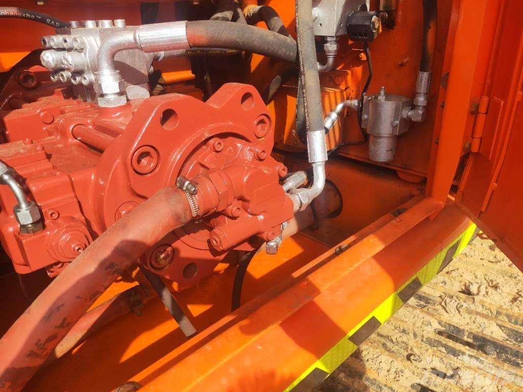 Doosan DH220LC-7 Escavatori cingolati