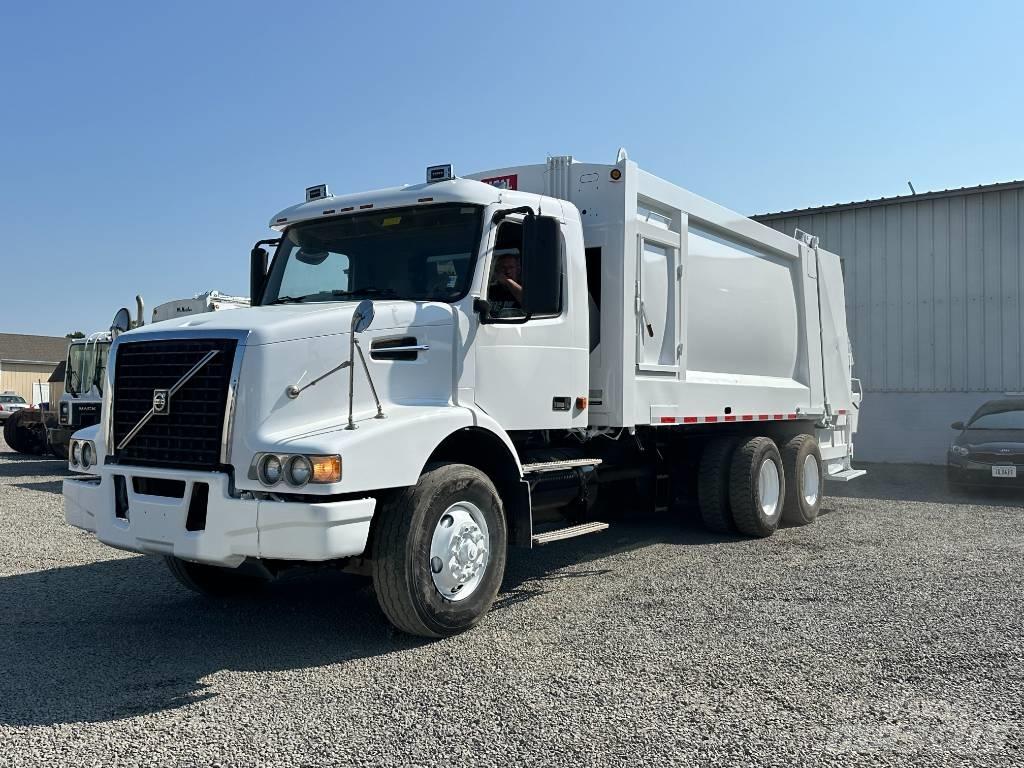 Volvo VHD Camion dei rifiuti