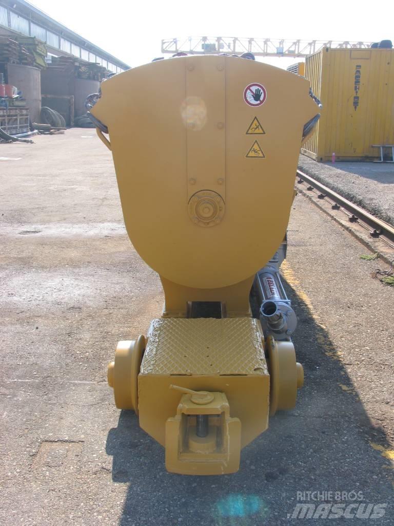  Pacchiosi Drill VM15 Pompe per calcestruzzo carrellate