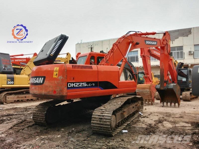 Doosan DH 225 LC-7 Escavatori cingolati