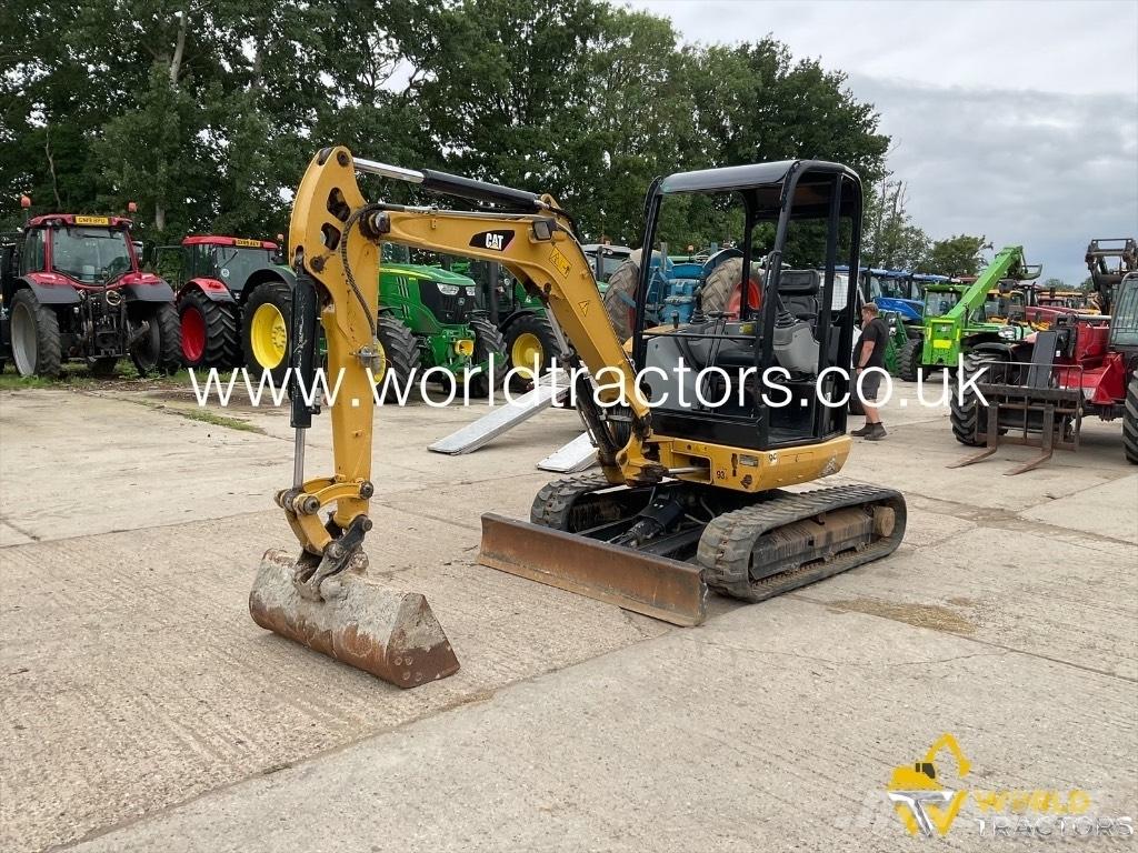 CAT 302.7 D CR Miniescavatori