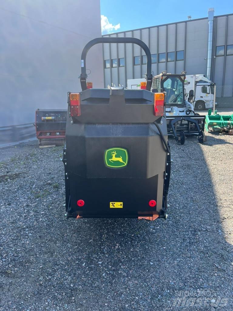 John Deere X950R Trattorini tagliaerba