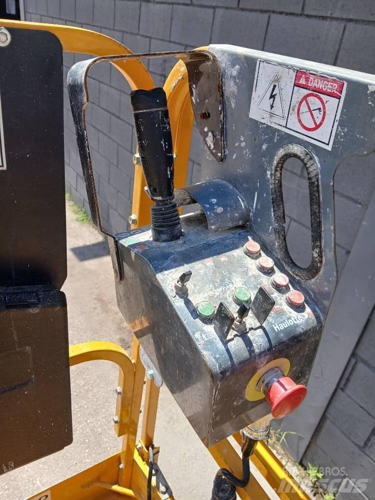 Haulotte Compact 8 Piattaforme a pantografo