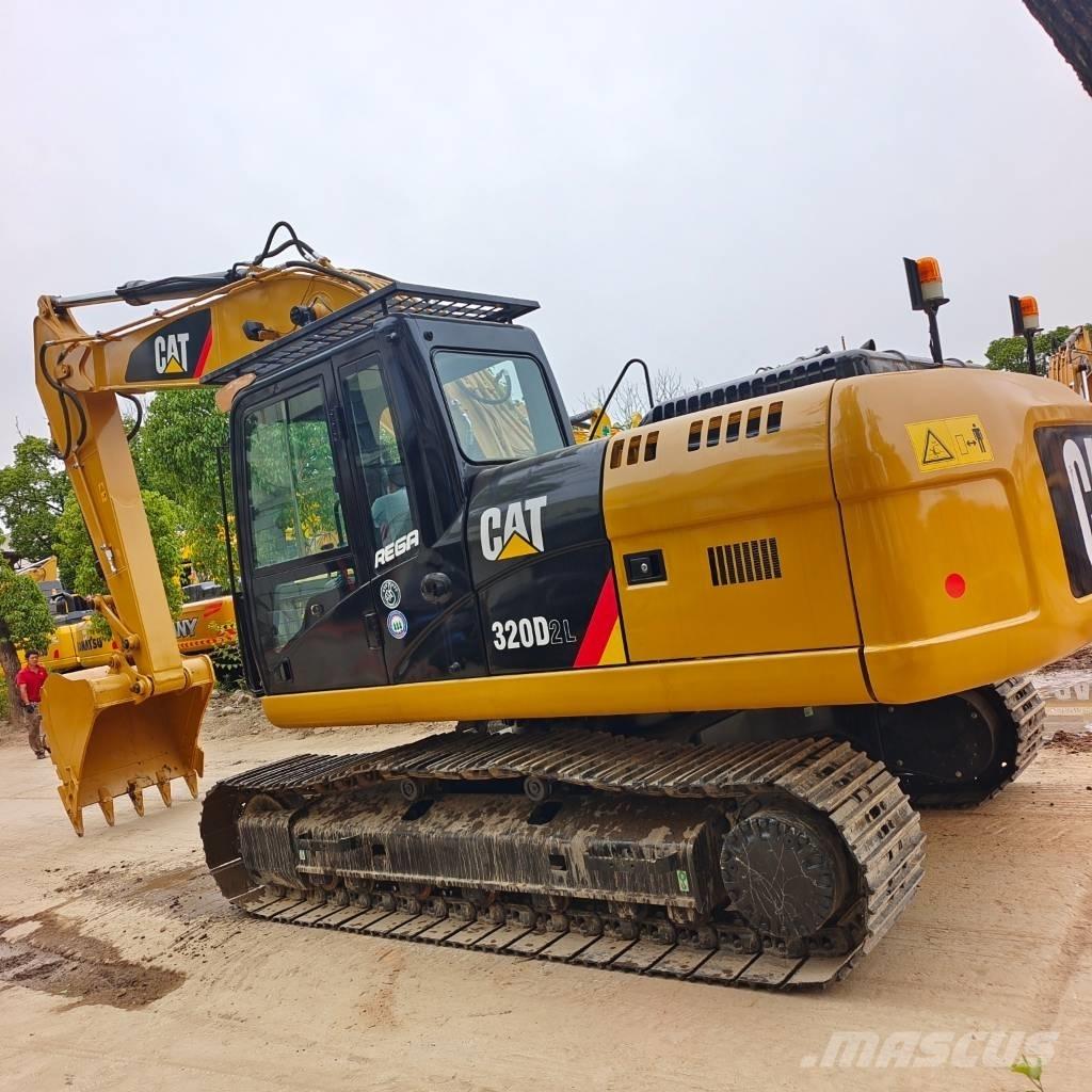 CAT 320 D2L Escavatori cingolati