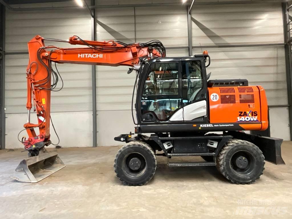 Hitachi ZX 140 W-6 Escavatori gommati