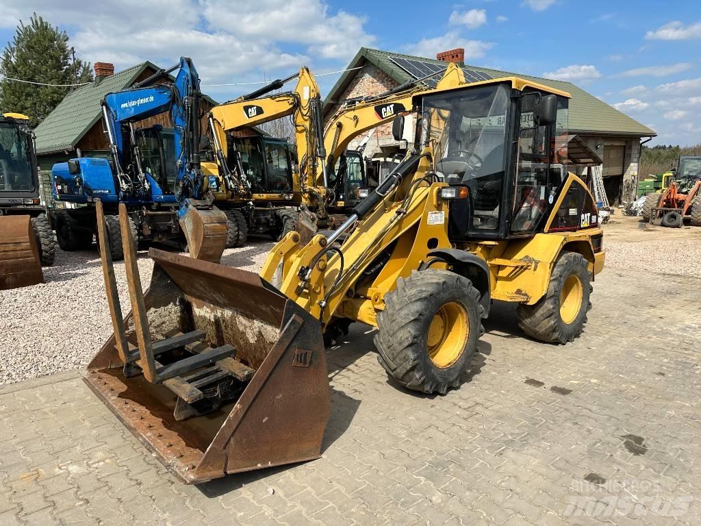 CAT 908 Pale gommate
