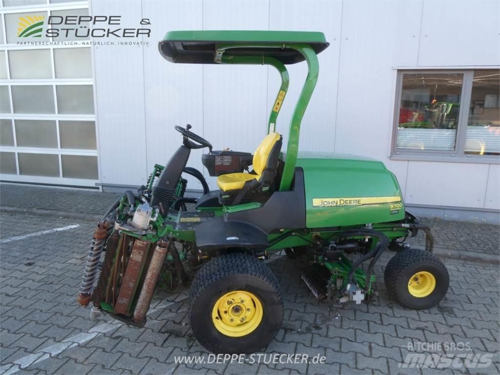 John Deere 8700 Falciatrici