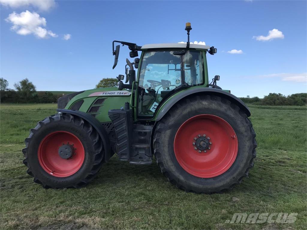 Fendt 724 Vario Trattori