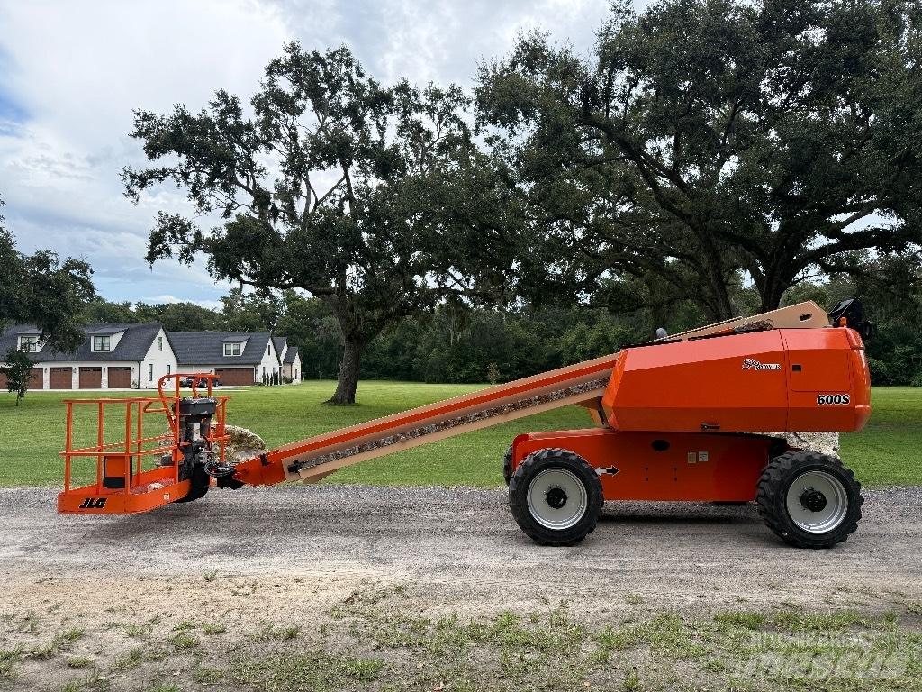 JLG 600 S Piattaforme a braccio telescopico
