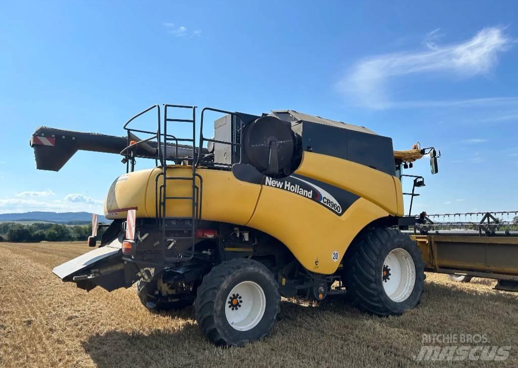New Holland CR 960 Mietitrebbiatrici