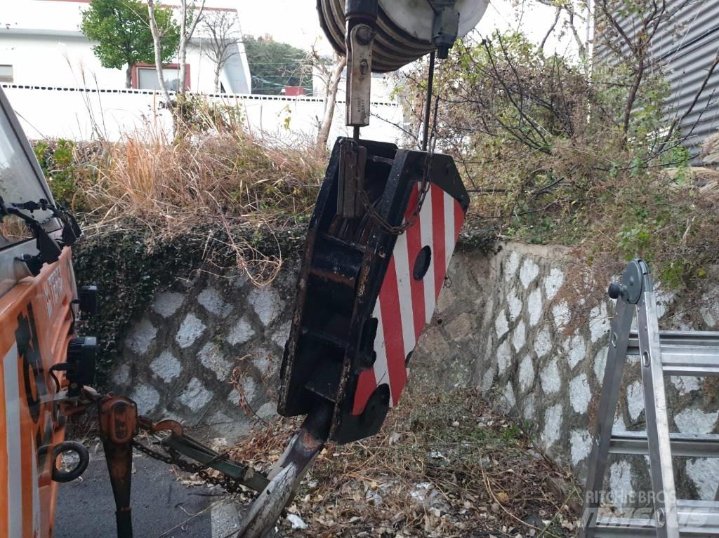 Demag AC 200 Gru per tutti i terreni