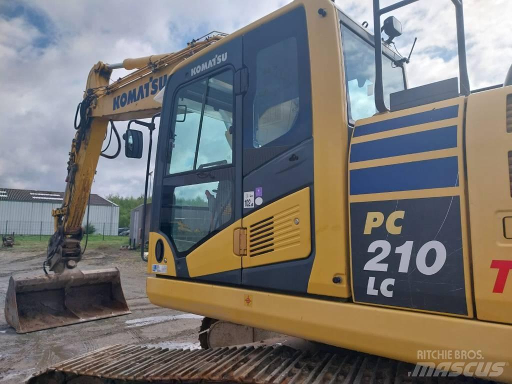 Komatsu PC210LC-10 Escavatori cingolati
