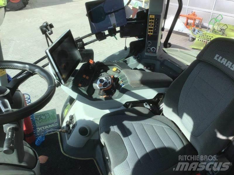 CLAAS AXION 870 Trattori
