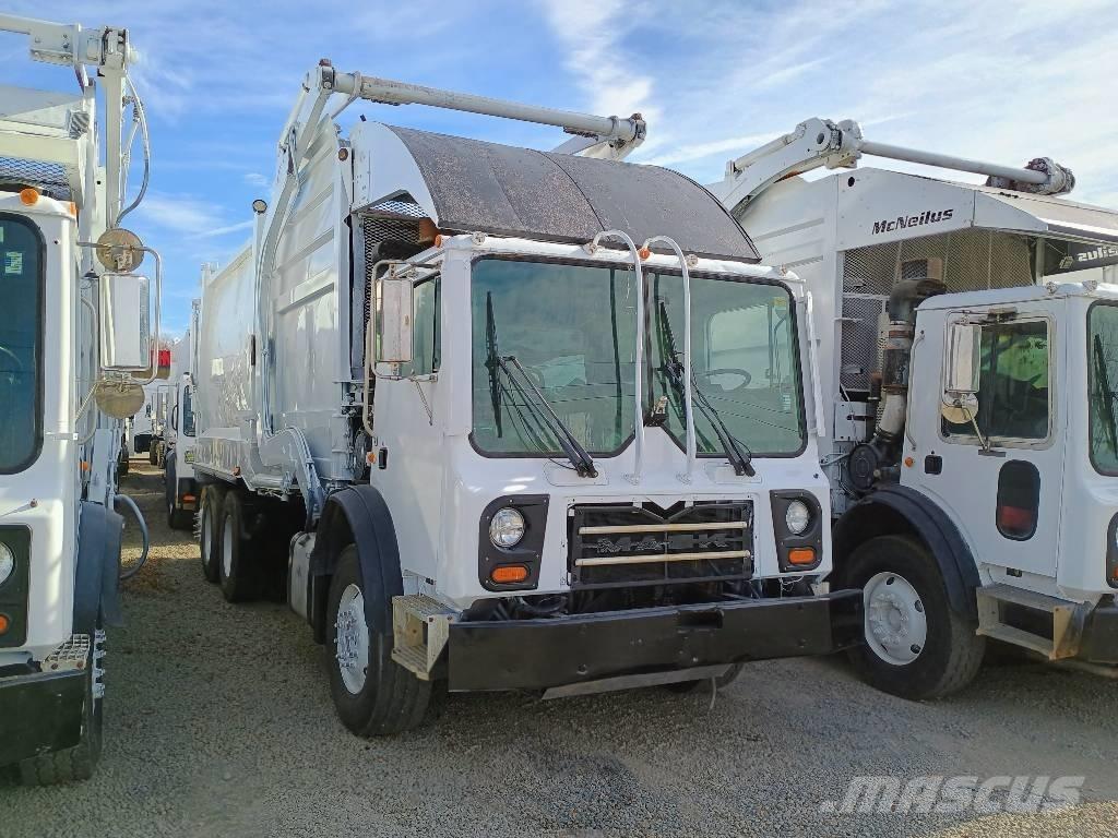 Mack MRU 613 Camion dei rifiuti