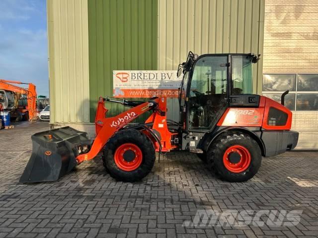 Kubota R 082 Pale gommate
