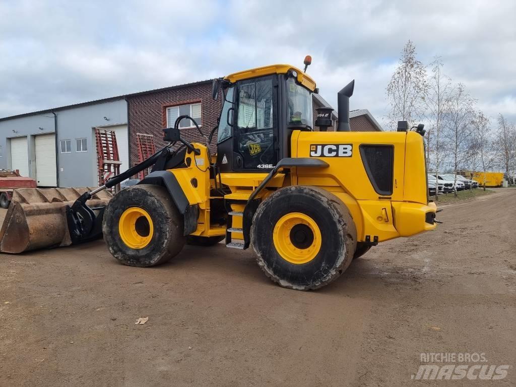 JCB 436 E HT Pale gommate