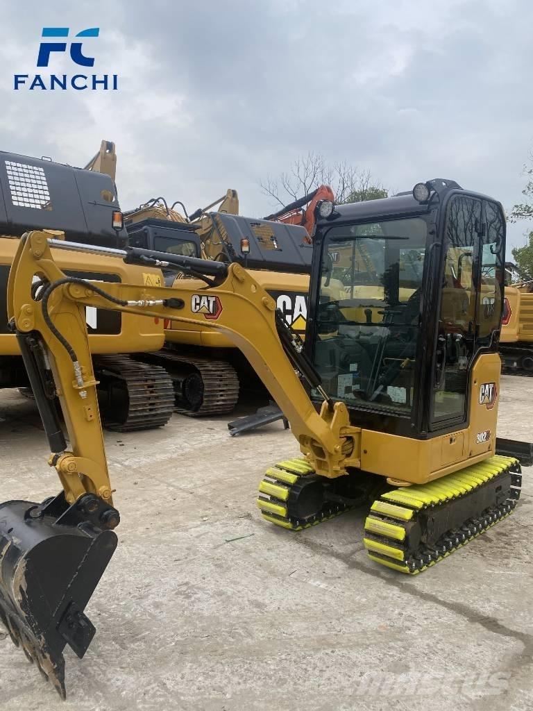 CAT 302 Miniescavatori