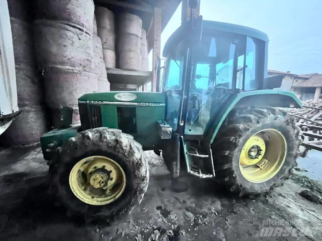 John Deere 6200 Trattori
