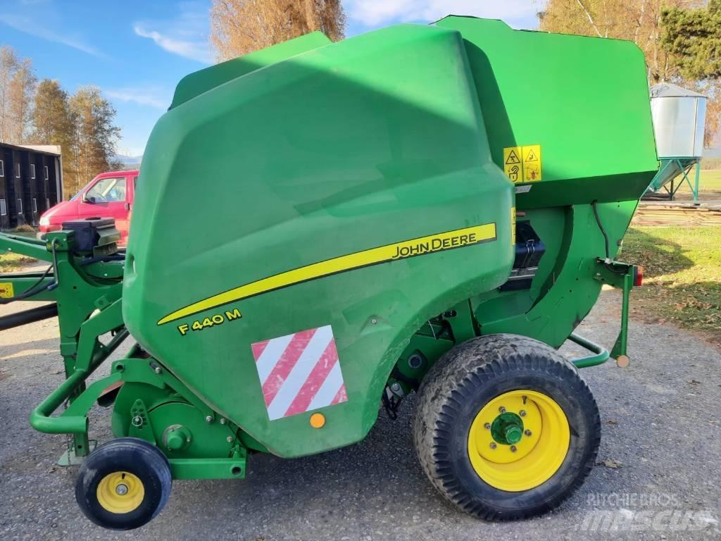 John Deere F 440 M Rotopresse