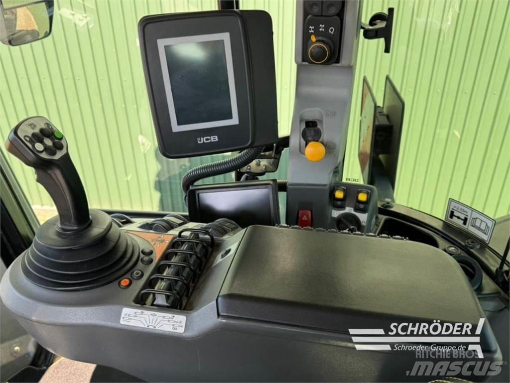JCB FASTRAC 4220 Trattori