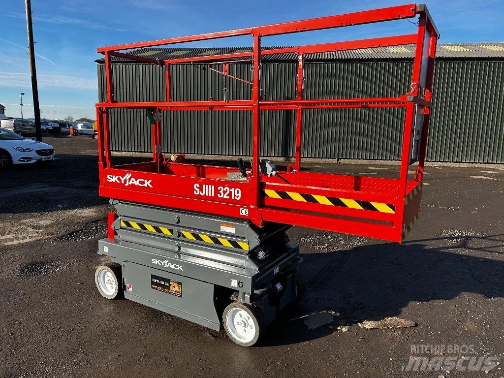 SkyJack SJ 3219 Piattaforme a pantografo