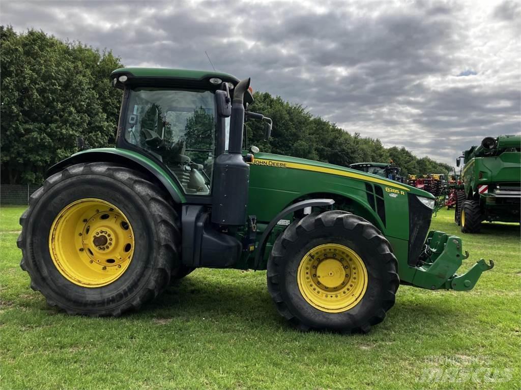 John Deere 8285R Trattori