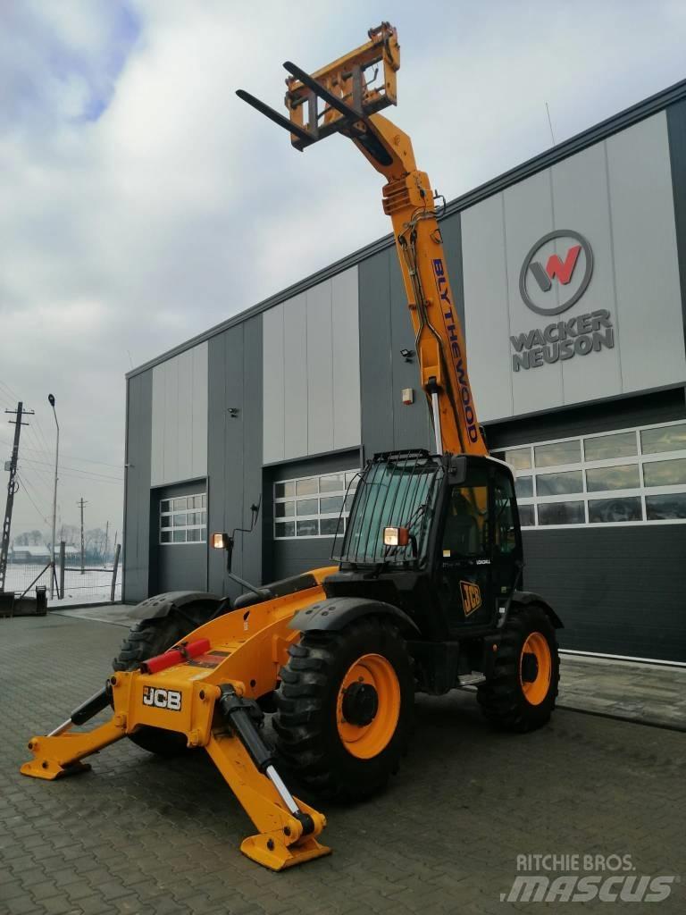 JCB 535-125 Pale gommate telescopiche