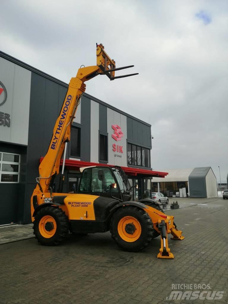 JCB 535-125 Pale gommate telescopiche