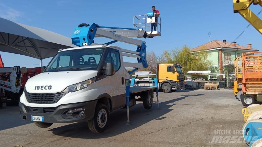 Socage 20D Piattaforme autocarrate