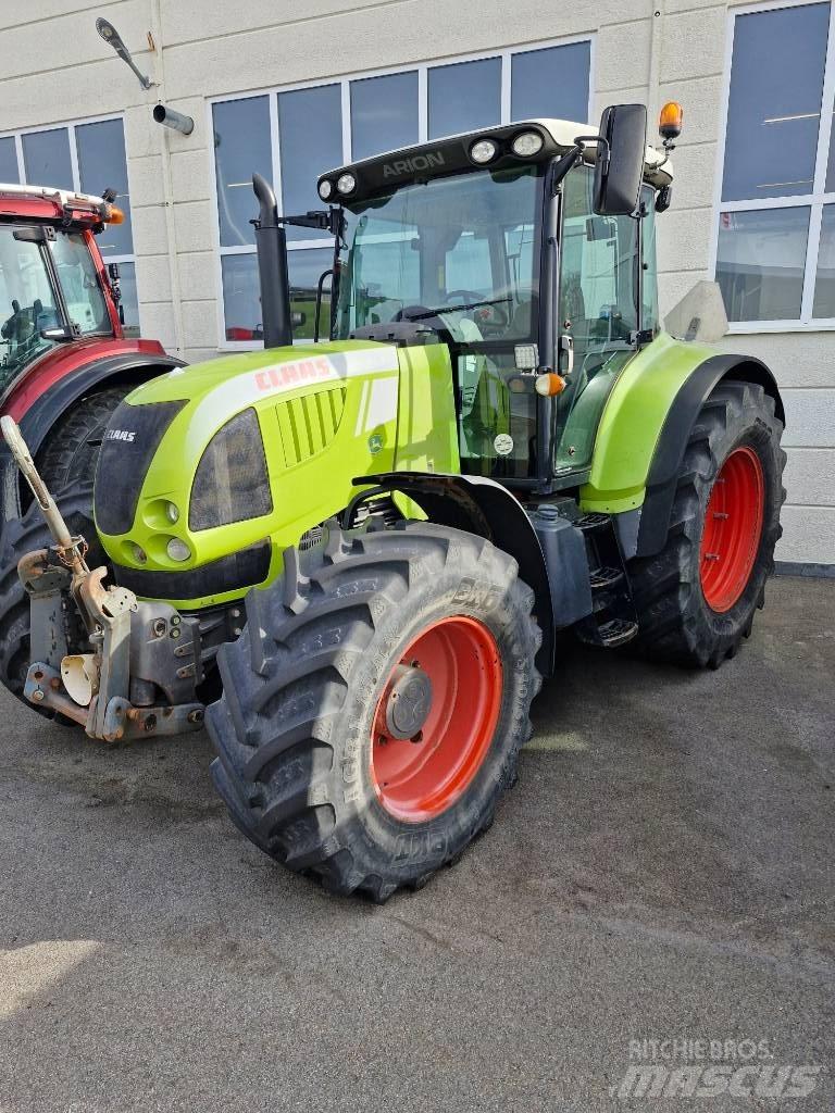 CLAAS Arion 640 Trattori