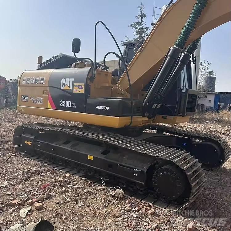 CAT 320 D2L Escavatori cingolati