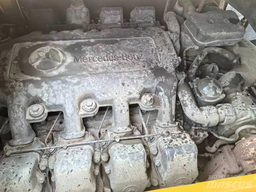 XCMG XCT240 Gru per tutti i terreni