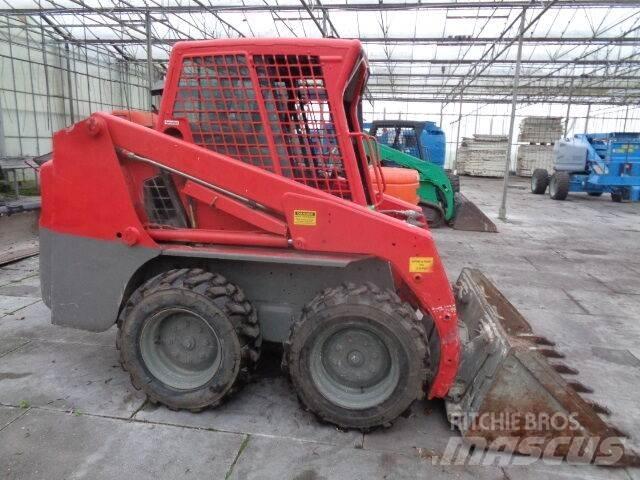 Bobcat S130 Mini Pale Gommate