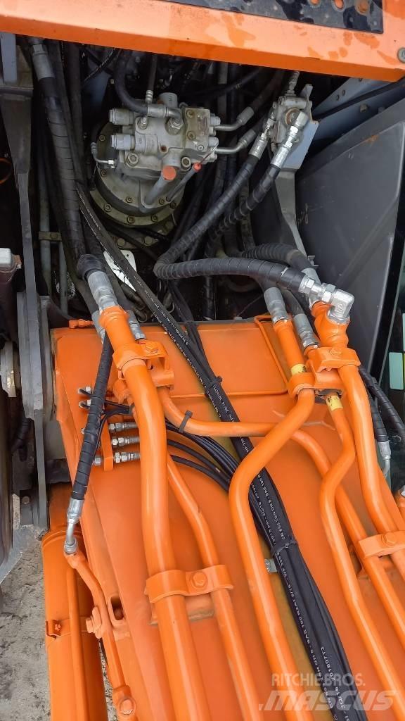 Hitachi ZX 210 LC Escavatori cingolati