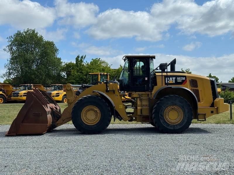 CAT 982 M Pale gommate