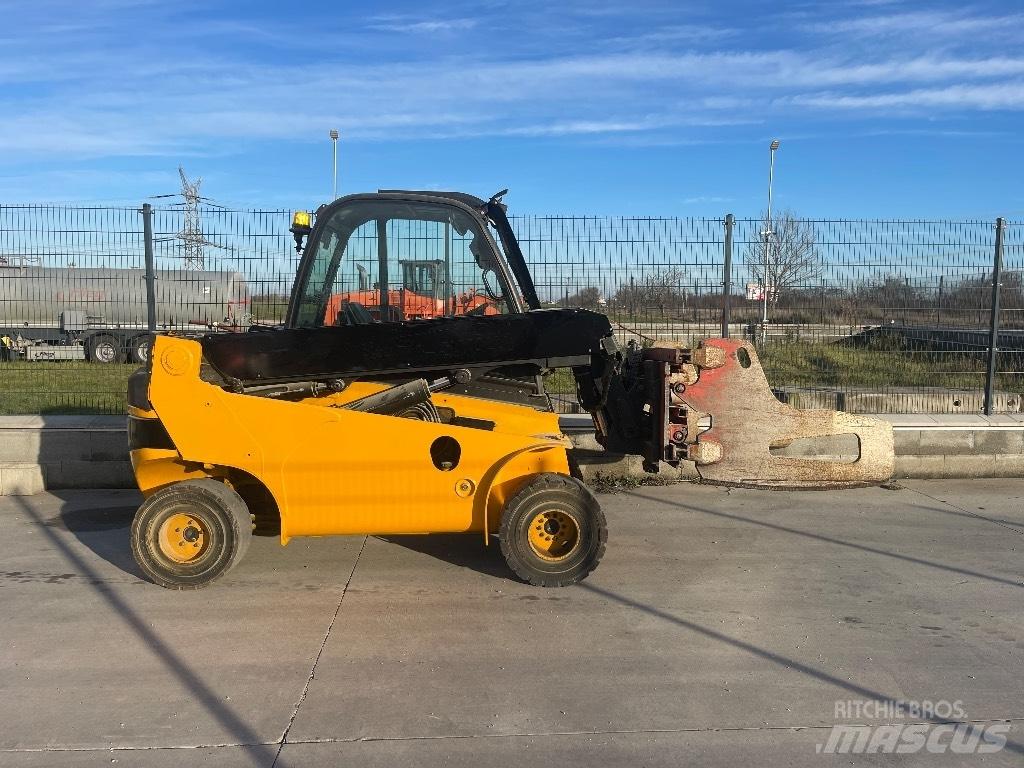 JCB TLT 35 D / 4x4 Sollevatori telescopici