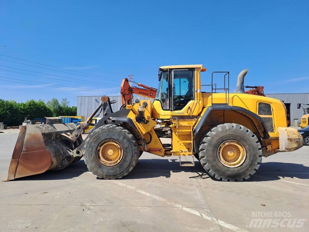 Volvo L180G Pale gommate