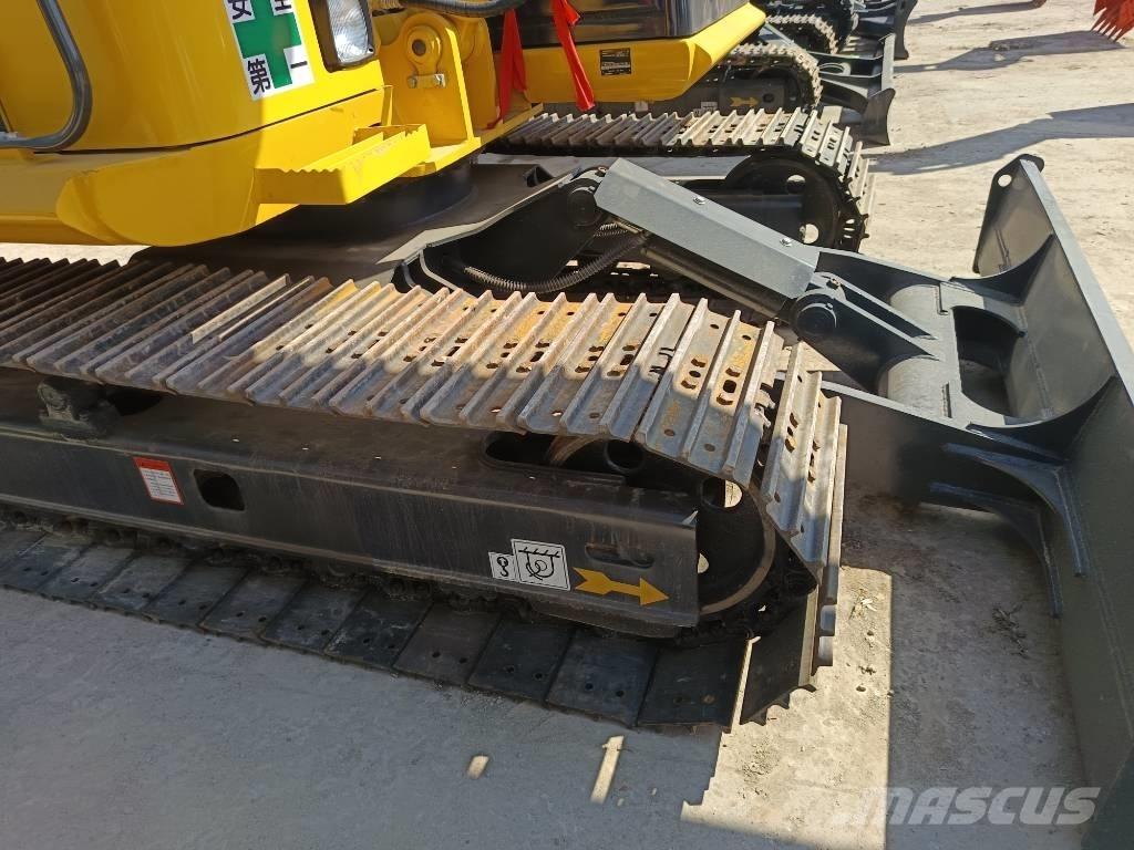 Komatsu PC 70 Escavatori cingolati