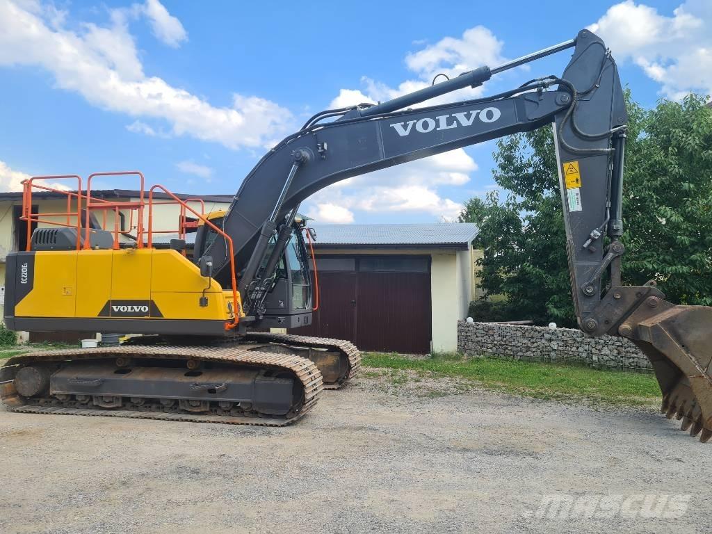 Volvo EC 220 E Escavatori cingolati