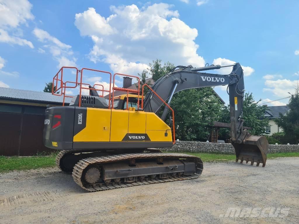 Volvo EC 220 E Escavatori cingolati