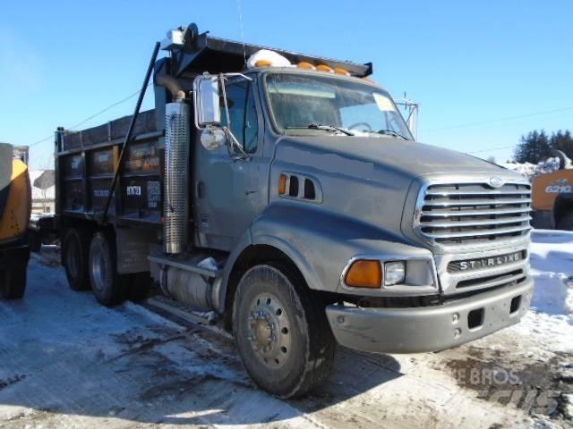 Sterling A 9500 Camion ribaltabili