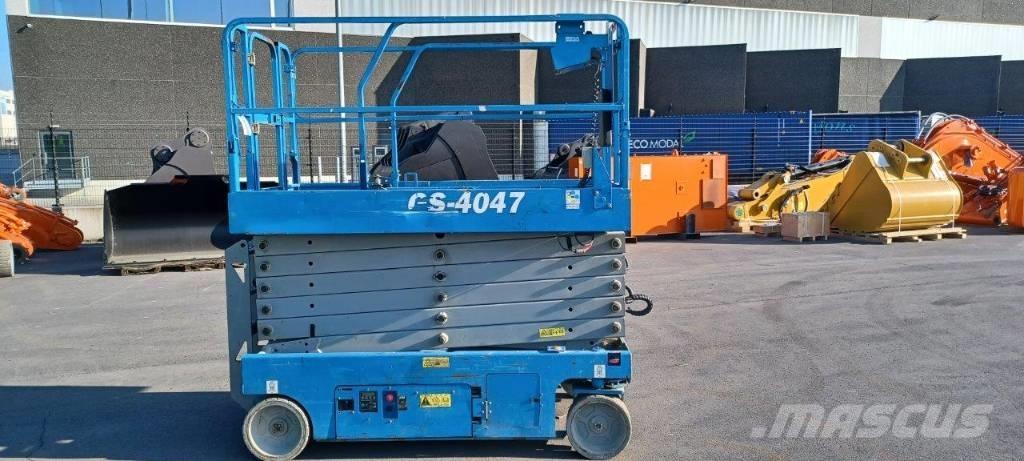 GENIE GS4047 Piattaforme a pantografo